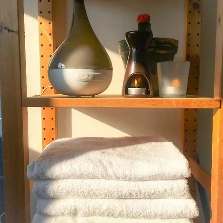 Sunlight Apartment *